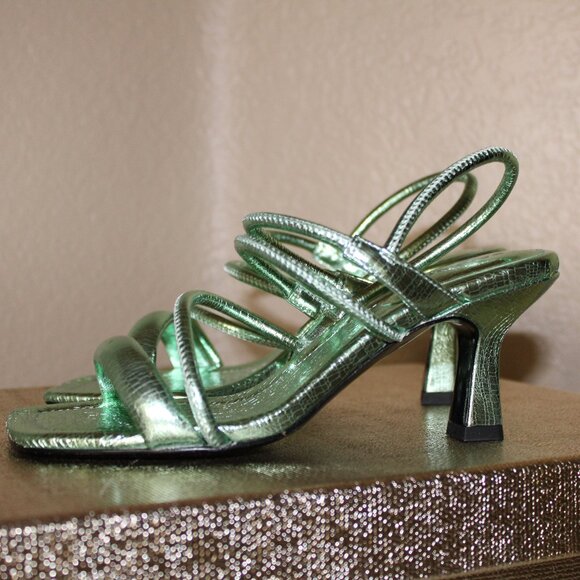 Sandro Noelis Leather Sandal - Picture 2 of 11